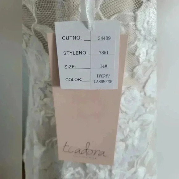 NWT Ti Adora Philippa Gown Size 14 - Picture 7 of 11
